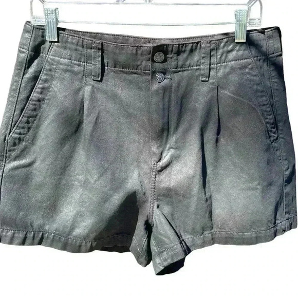 PAIGE women’s Pleated Mayslie Short in Midnight Oil Coating size 31 - Picture 3 of 11